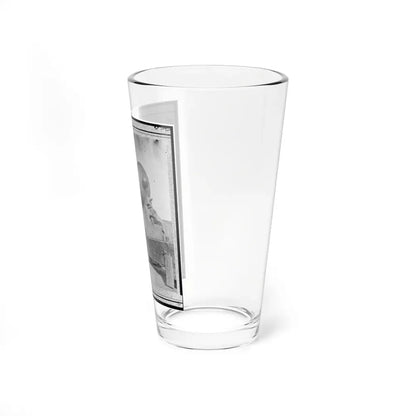 The Gun  Jeff Davis,  Identified As A Rodman Smooth Bore Gun In Port Royal, South Carolina (U.S. Civil War) Pint Glass 16oz - Go Mug Yourself