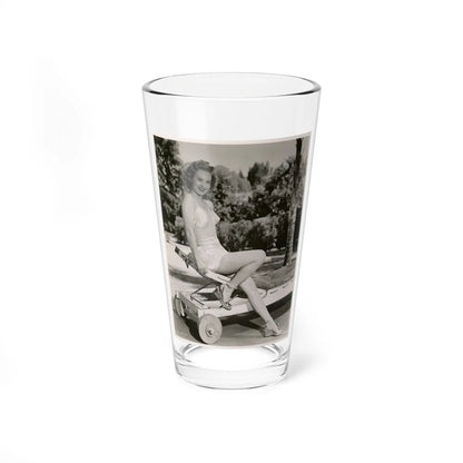 Virginia Mayo #208 (Vintage Female Icon) Pint Glass 16oz 16oz - Go Mug Yourself