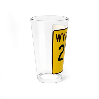 WY-256 (Wyoming) (Road Sign) Pint Glss 16oz - Go Mug Yourself