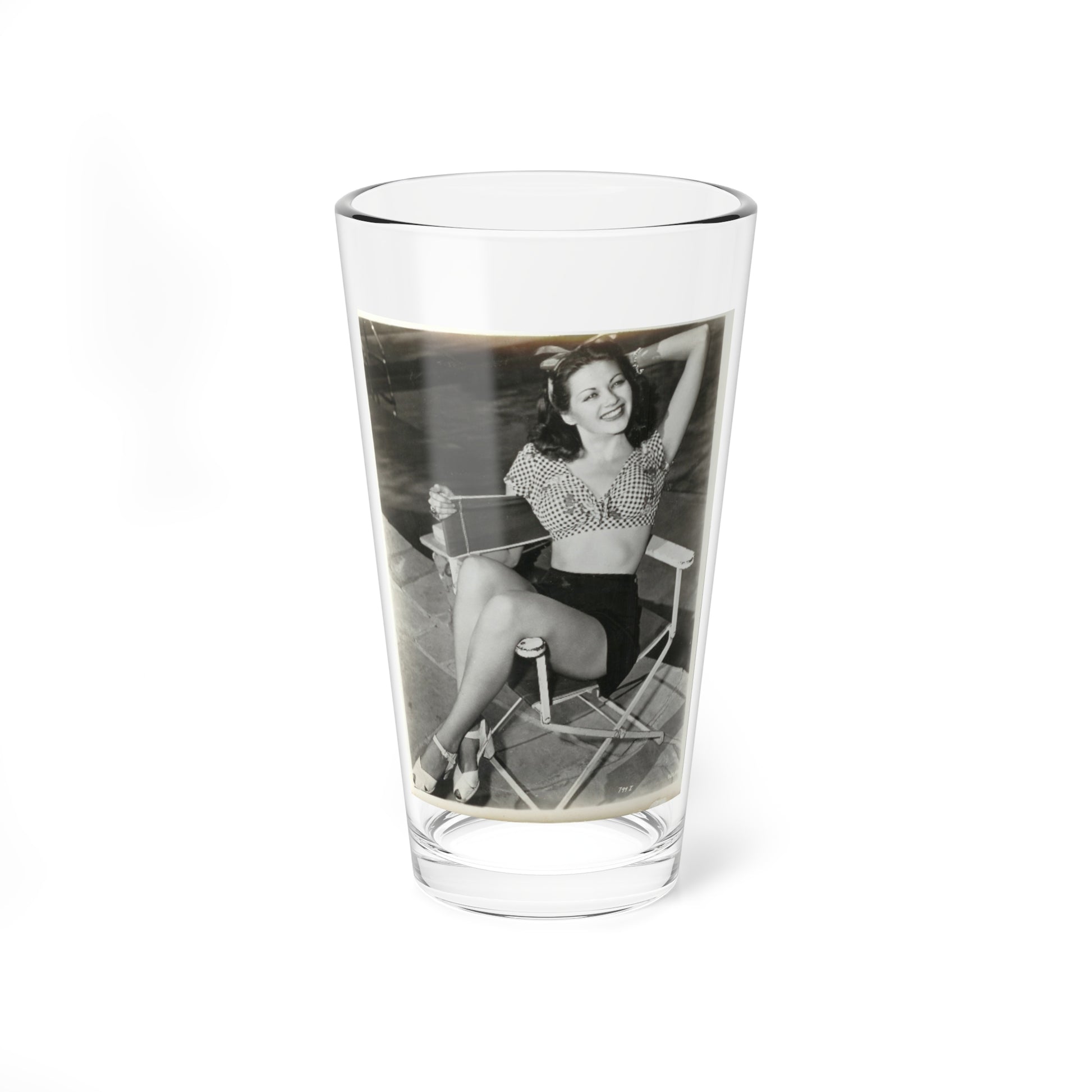 Yvonne DeCarlo #01 (Vintage Female Icon) Pint Glass 16oz-16oz-Go Mug Yourself